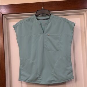 Fabletics Seaglass Evolve Top